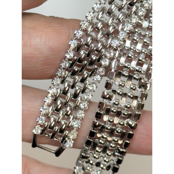 Vintage KJL Kenneth J Lane Silver Tone Basket Weave Crystal Edge Bracelet - Picture 5 of 10